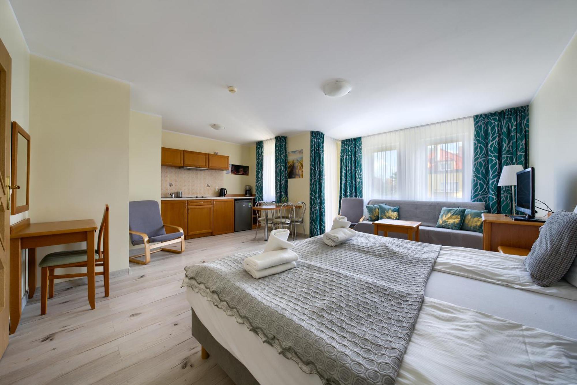 Studio Apartment